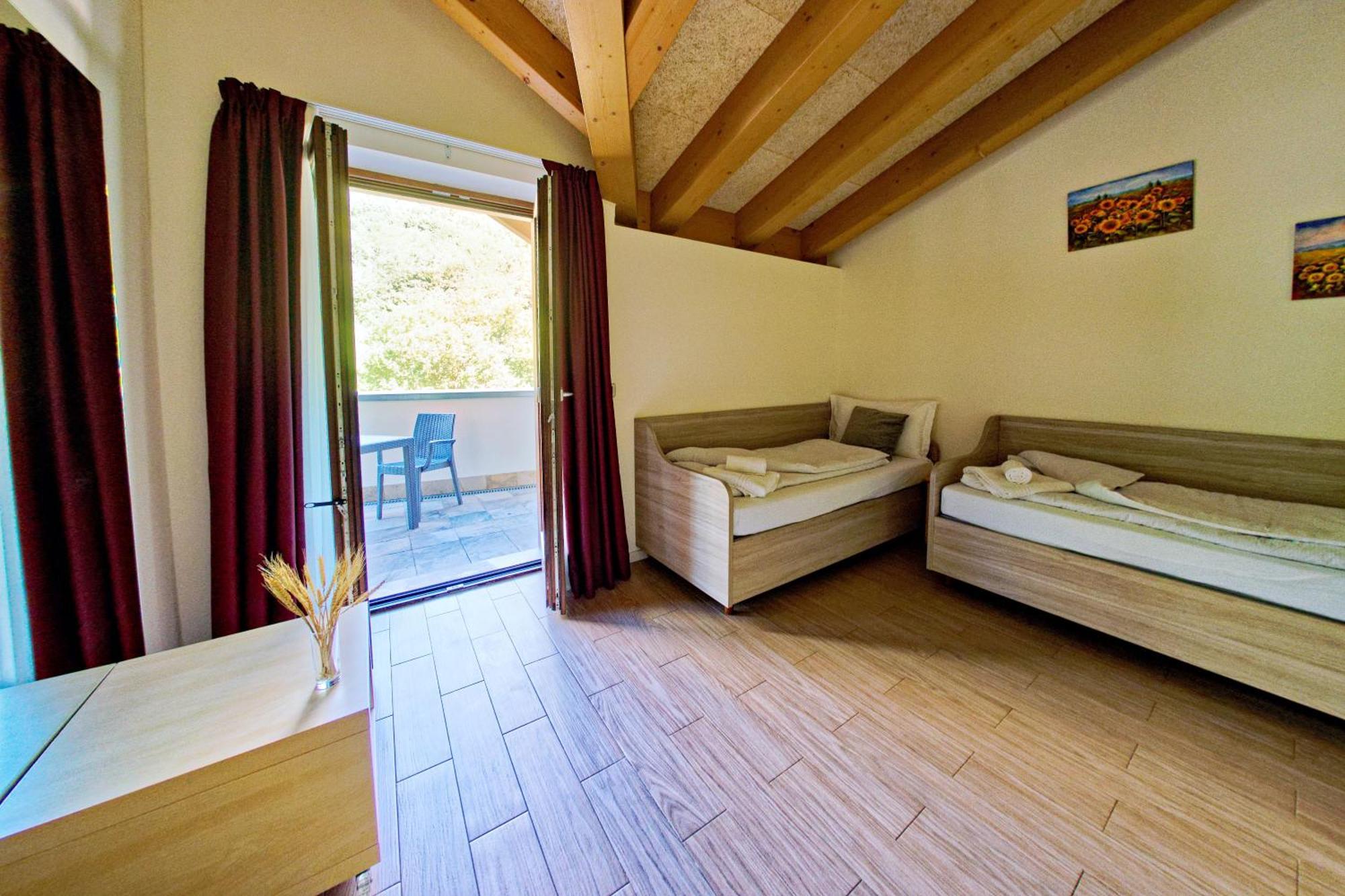 Rta Hotel Le Vallene Terlago Exterior foto