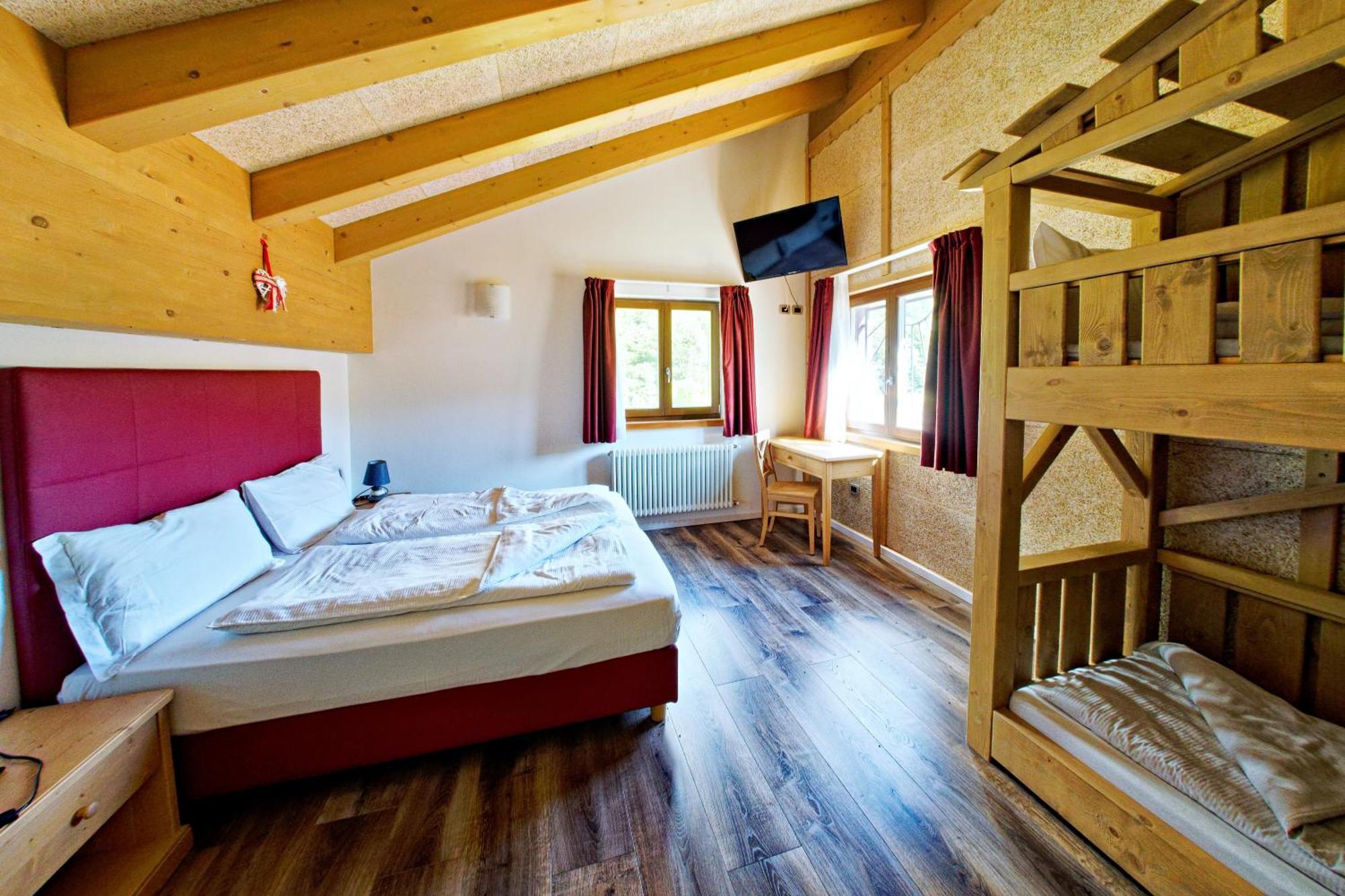 Rta Hotel Le Vallene Terlago Exterior foto