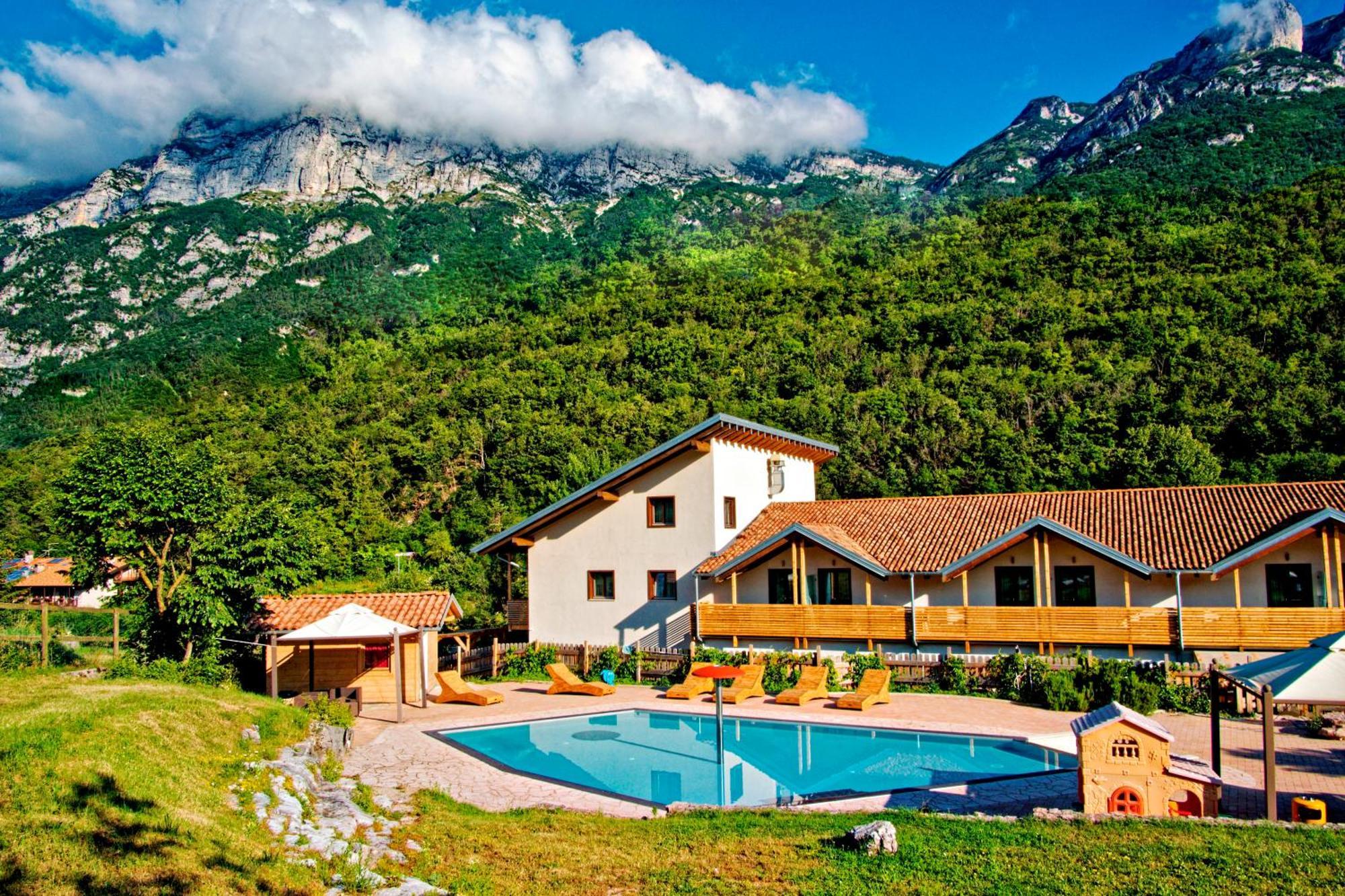 Rta Hotel Le Vallene Terlago Exterior foto