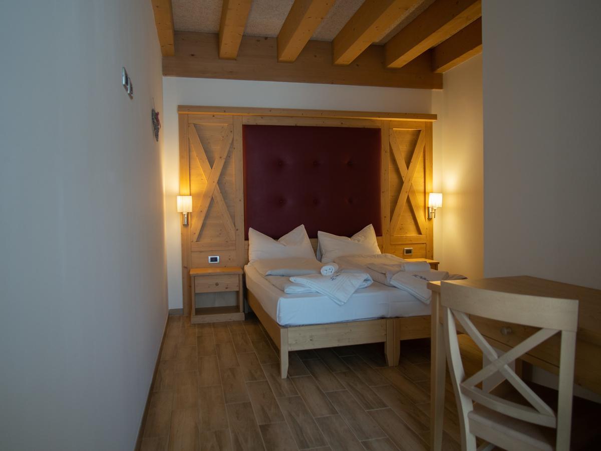Rta Hotel Le Vallene Terlago Exterior foto